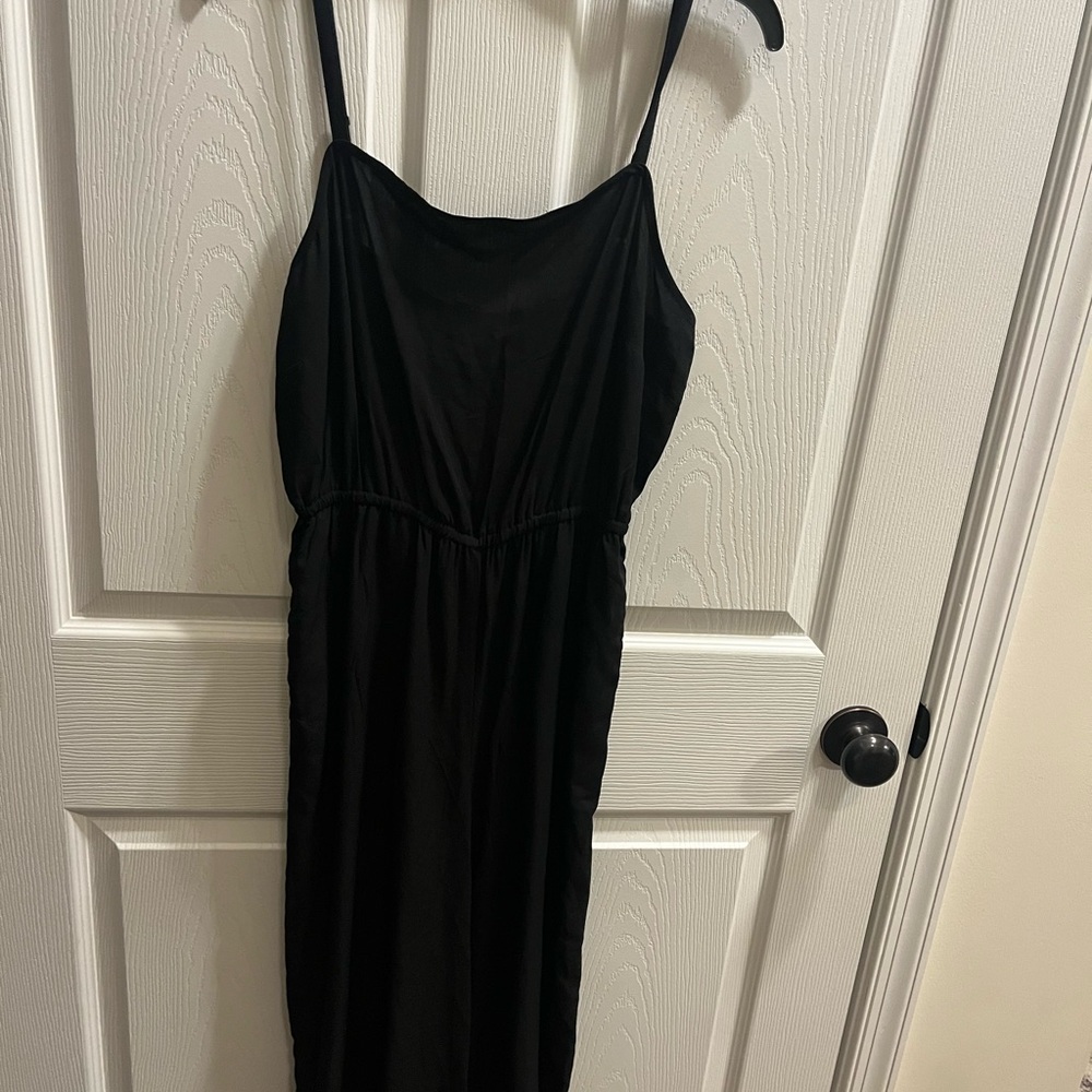Woman’s Gap Jumpsuit- size Medium